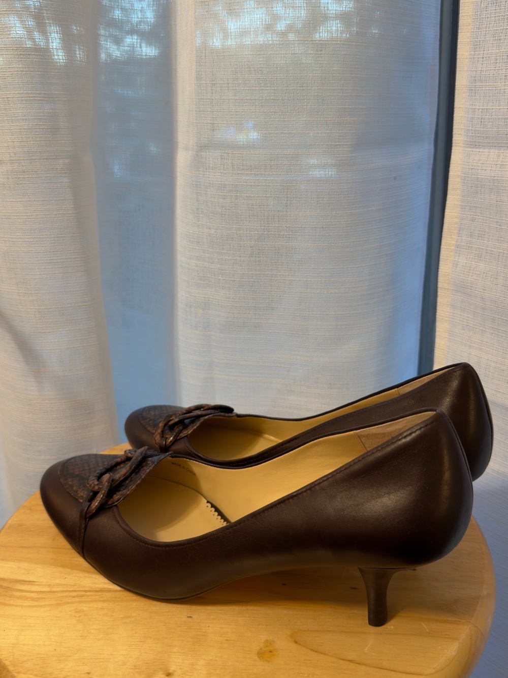 dark brown Classic leather shoes by Oscar de la Renta Size 11